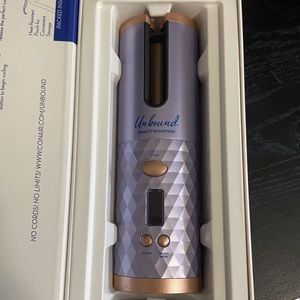 Unbound Hair Curler